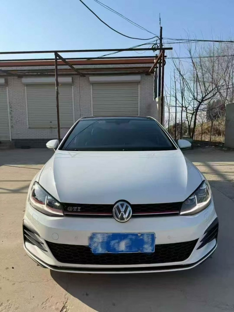 唐山18年大众高尔夫1