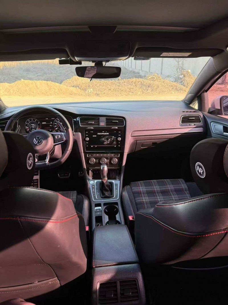 唐山18年大众高尔夫8