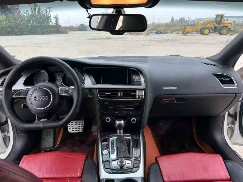 秦皇岛12年奥迪S56