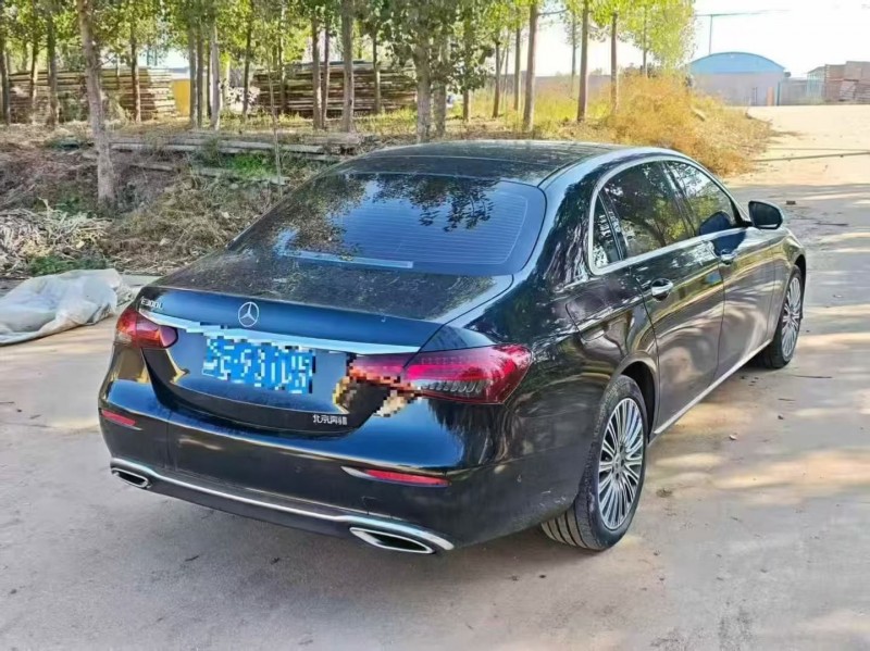 东营21年奔驰E8