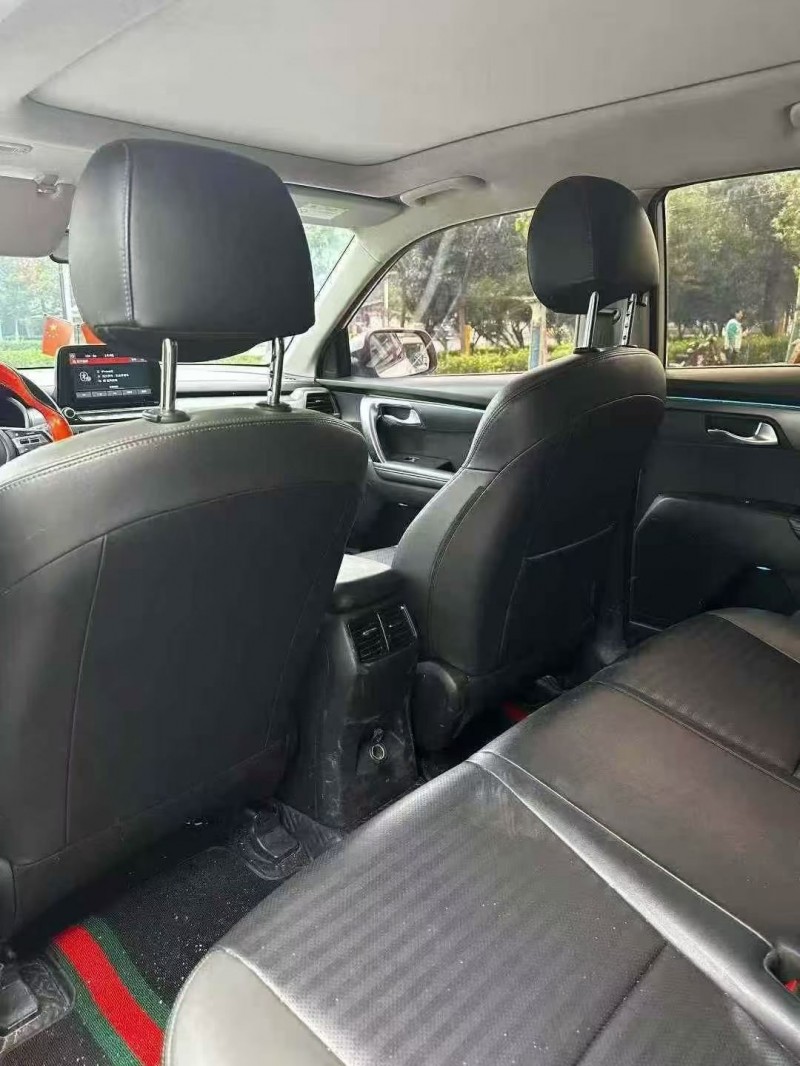 东营18年起亚智跑5