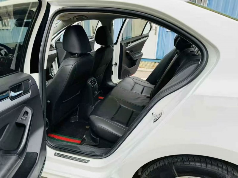 枣庄19年大众速腾5