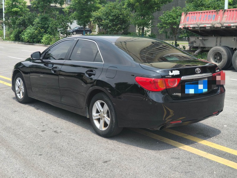 岳阳13年丰田锐志5