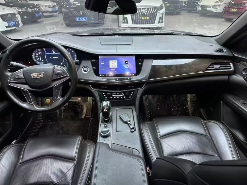 廊坊20年凯迪拉克CT65