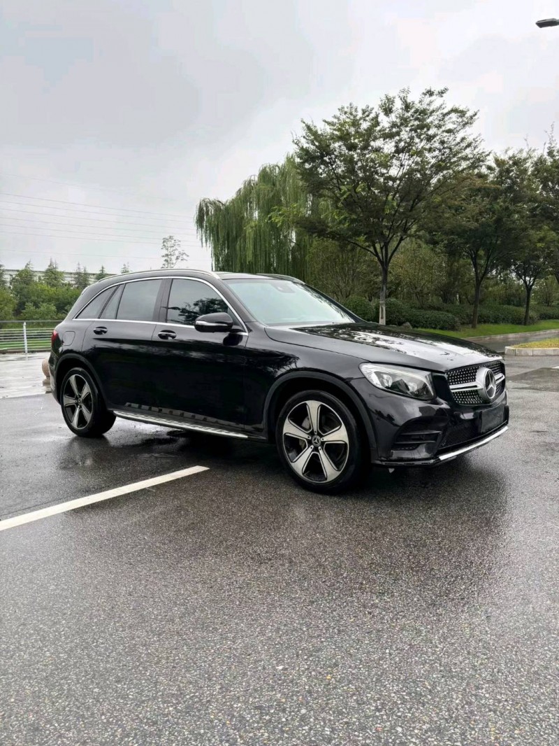 徐州19年奔驰GLC3