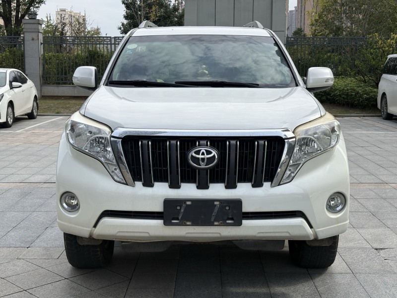 岳阳16年丰田普拉多1