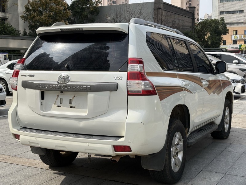 岳阳16年丰田普拉多6