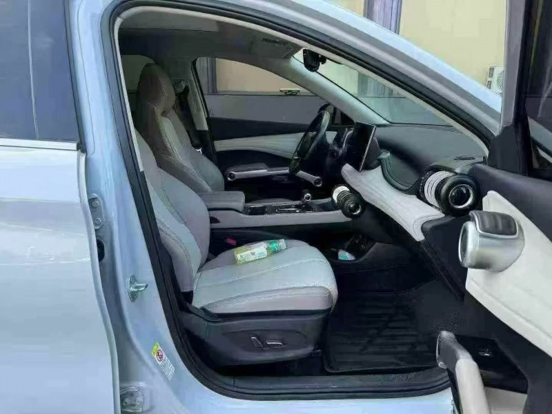 东营24年比亚迪元7