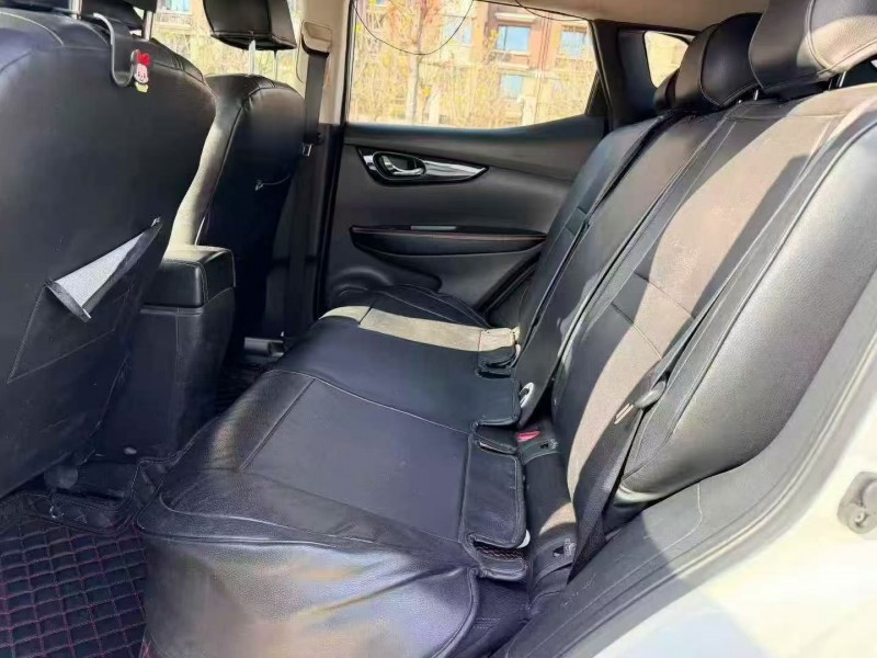 秦皇岛17年日产逍客4