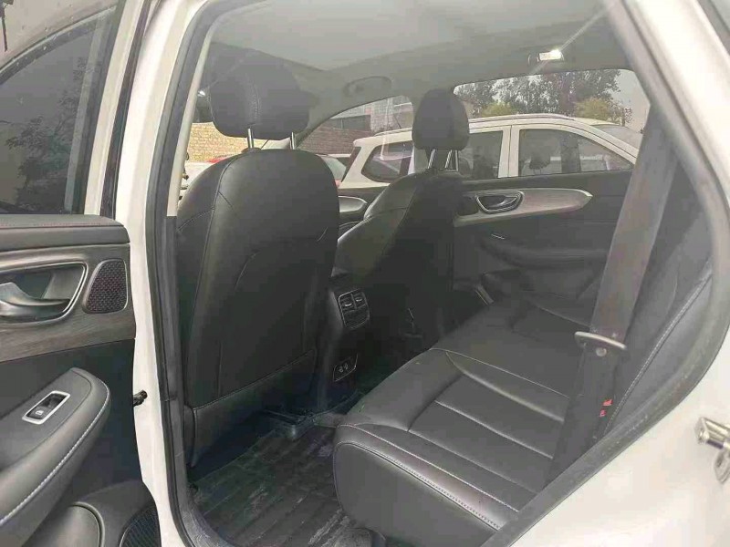 保定23年荣威RX58