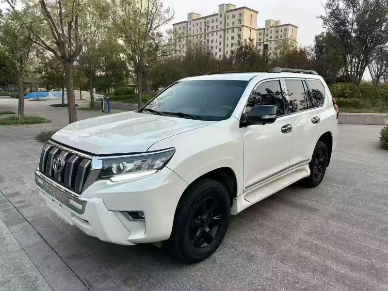 济宁19年丰田普拉多2
