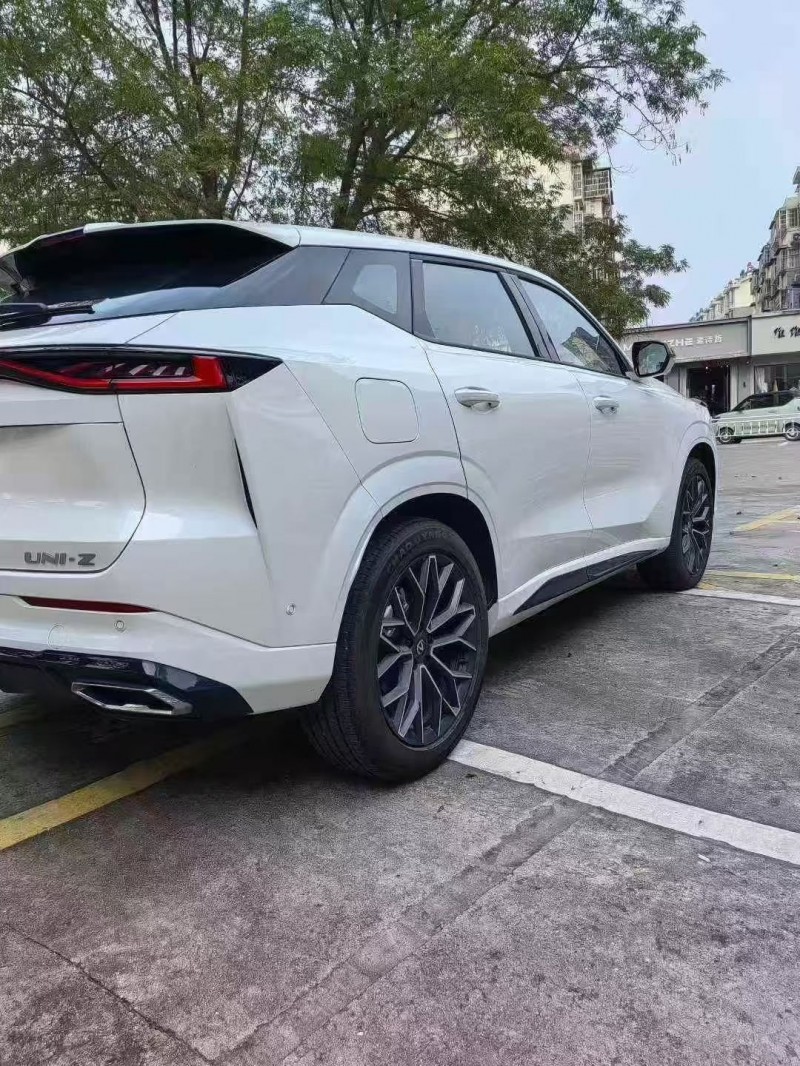 铜陵25年长安汽车UNI8