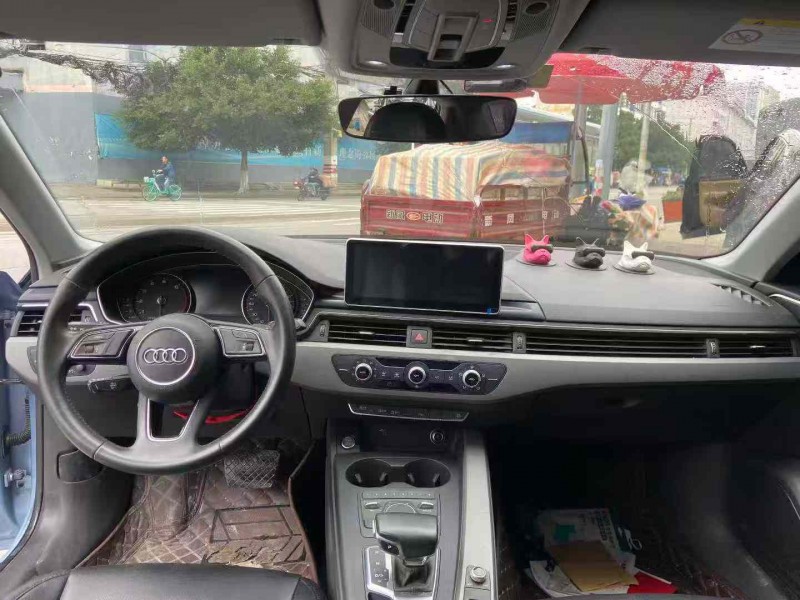 成都18年奥迪A4L6