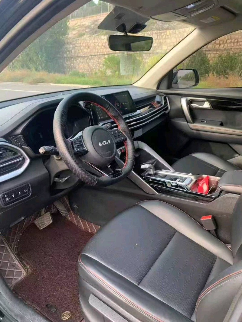 邯郸22年起亚智跑6