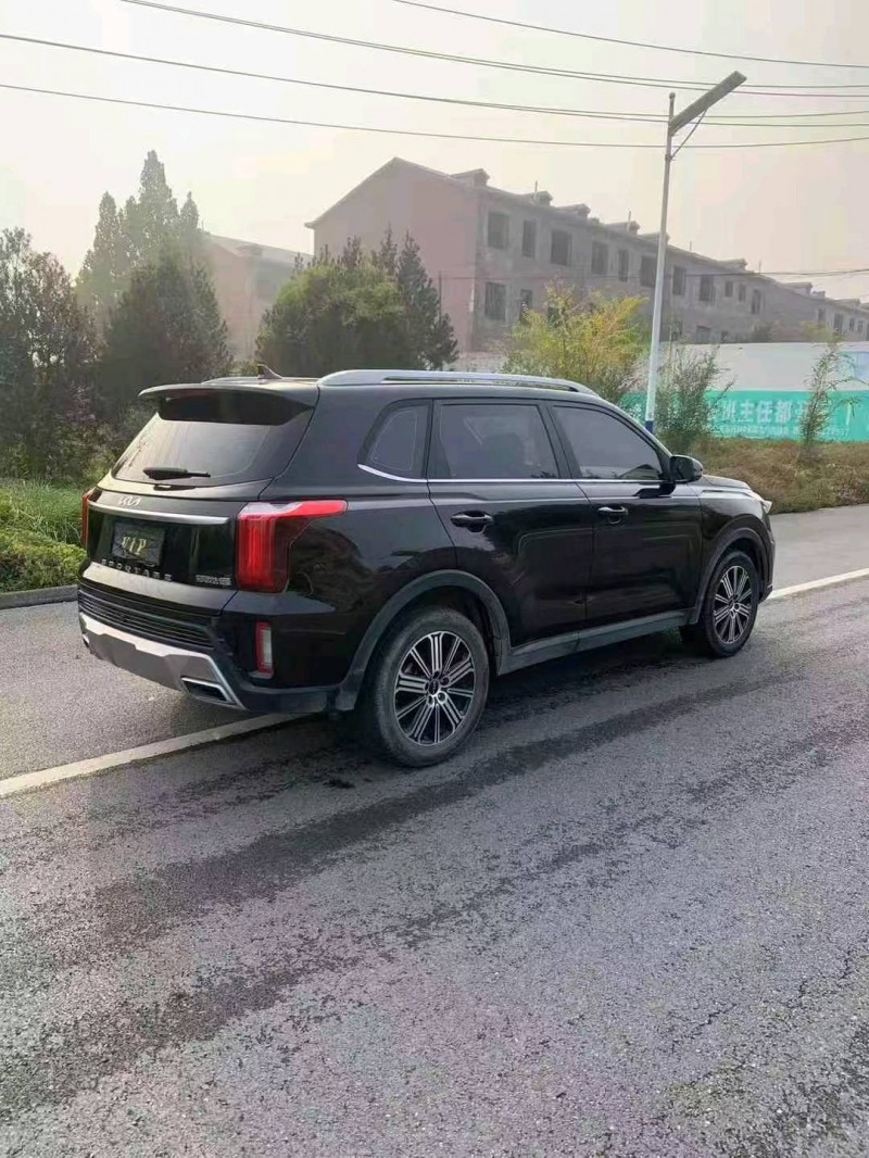 邯郸22年起亚智跑7