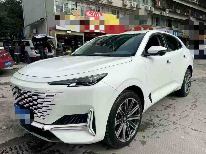 成都24年长安汽车UNI3