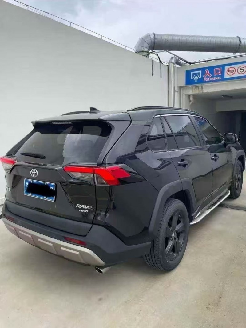 连云港23年丰田RAV47