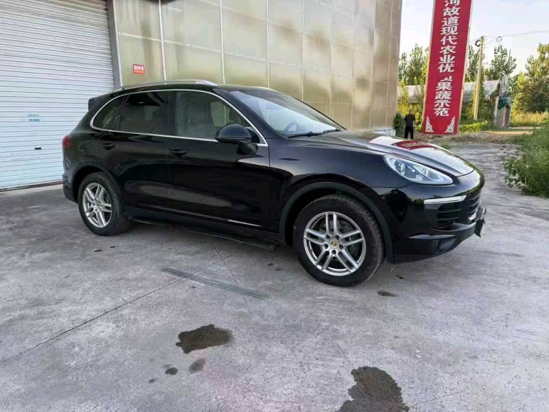 徐州17年保时捷卡宴2