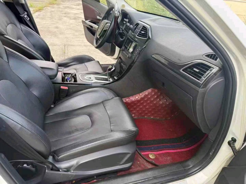 徐州19年北汽制造绅宝5