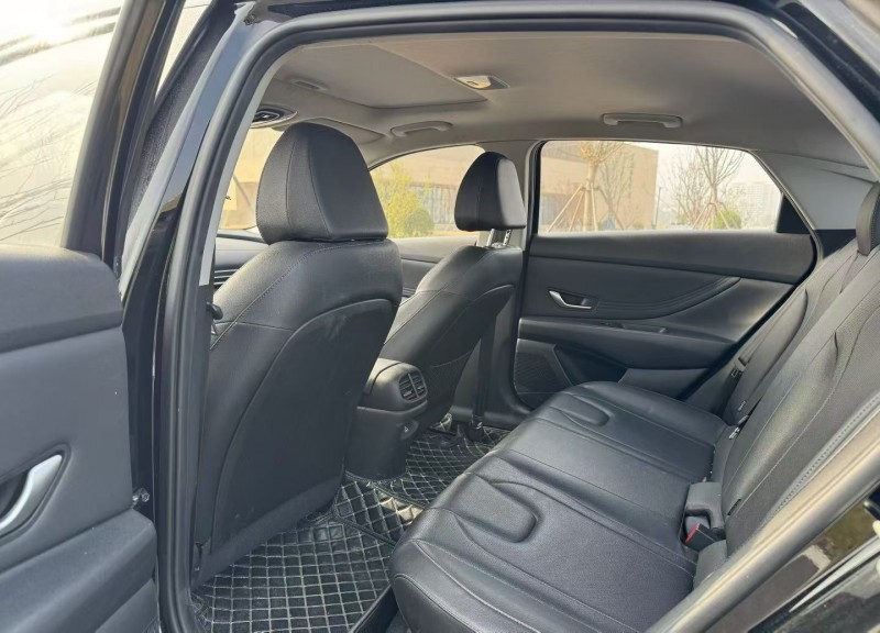 徐州23年现代伊兰特5