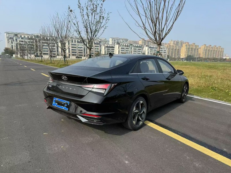 徐州23年现代伊兰特7