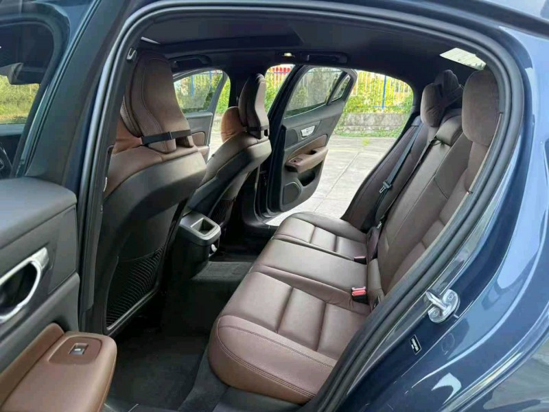 徐州23年沃尔沃S60L7