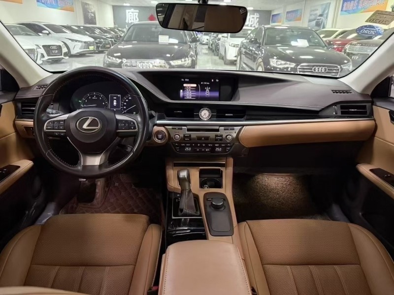 廊坊18年雷克萨斯ES6