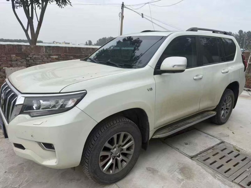 安阳19年丰田普拉多3