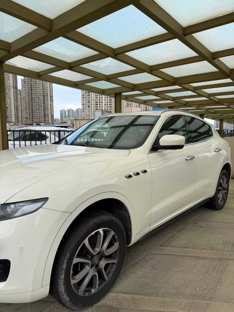 常州17年玛莎拉蒂Levante2