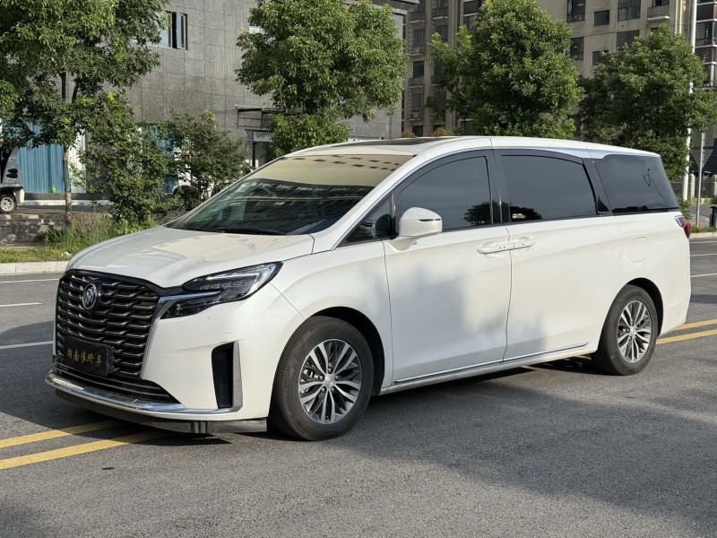 娄底23年别克GL82