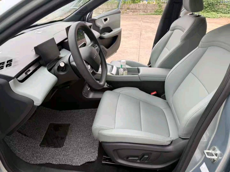 徐州25年荣威D67