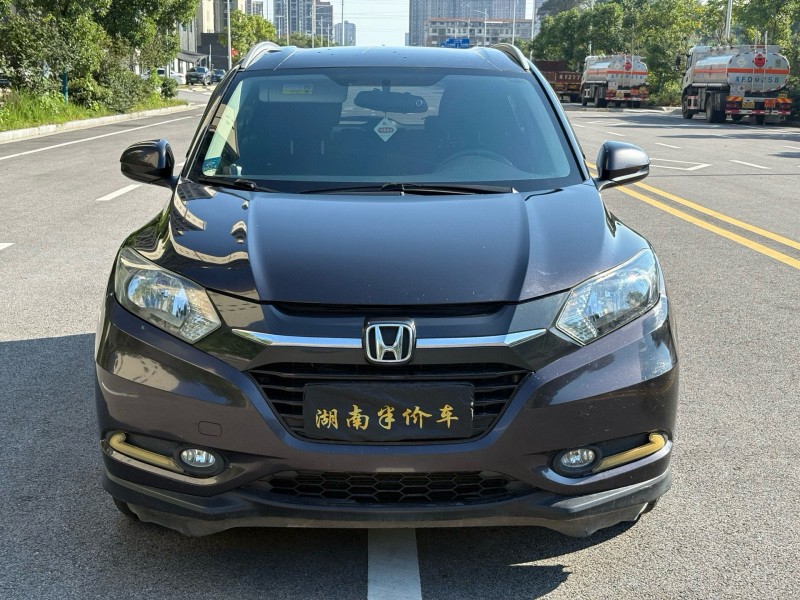 娄底17年本田缤智1