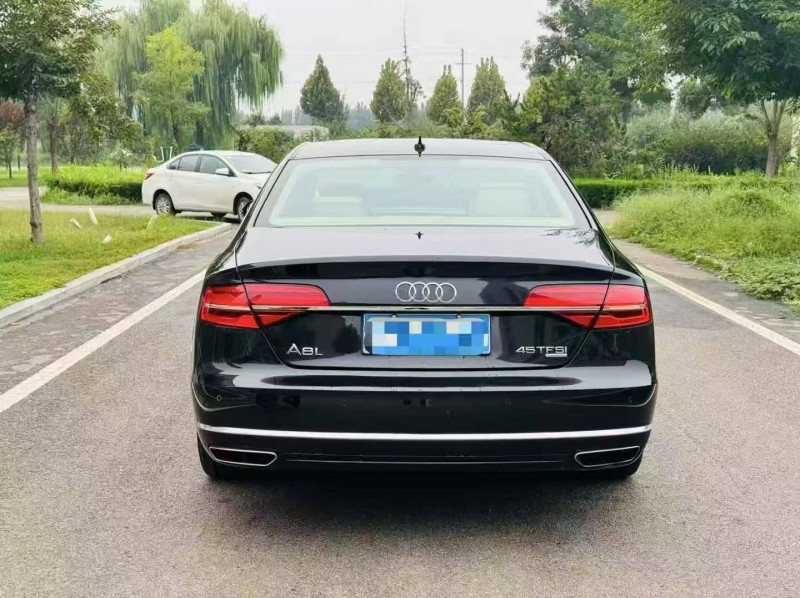 枣庄15年奥迪A8L9