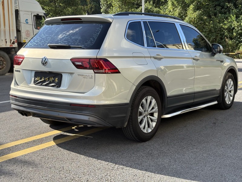 岳阳19年大众途观7