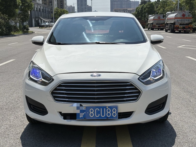 岳阳21年福特福睿斯1