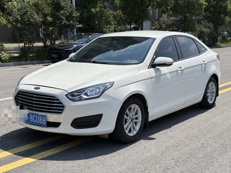 岳阳21年福特福睿斯2