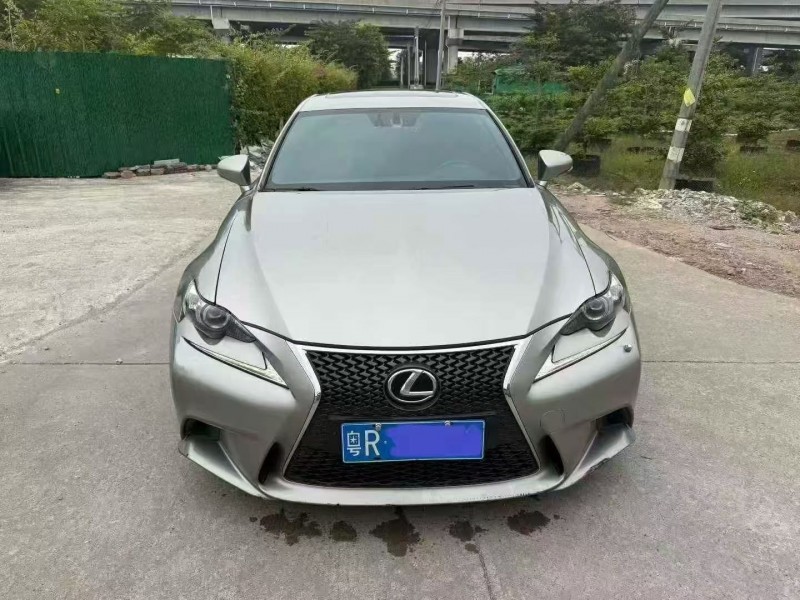 汕头14年雷克萨斯IS1