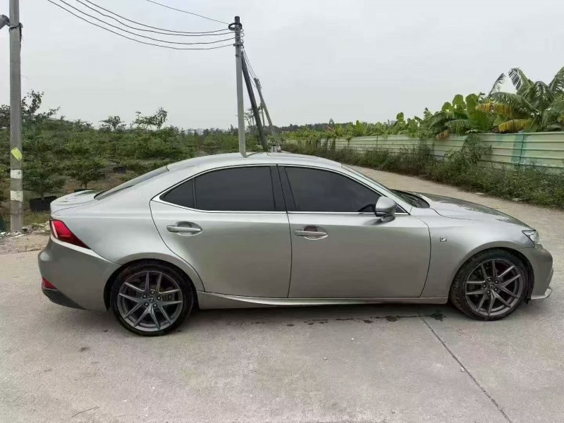 汕头14年雷克萨斯IS3