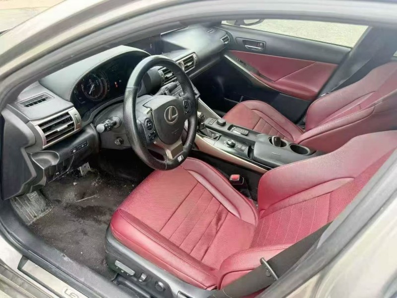 汕头14年雷克萨斯IS4