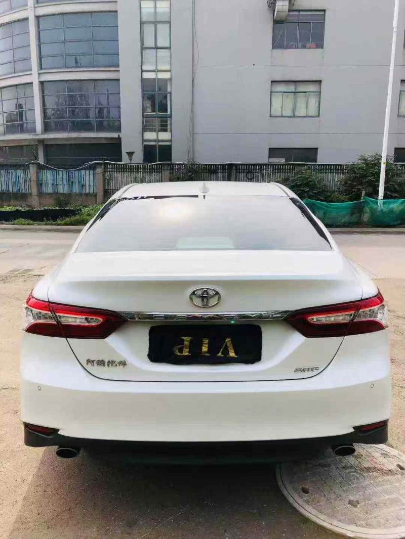 绍兴23年丰田凯美瑞6