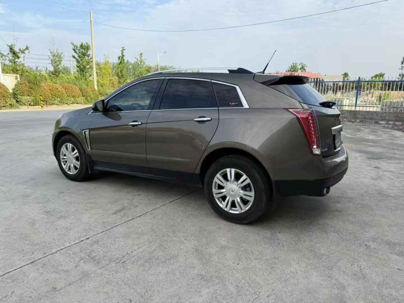 徐州14年凯迪拉克SRX8