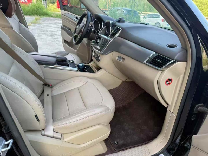 徐州14年奔驰ML6