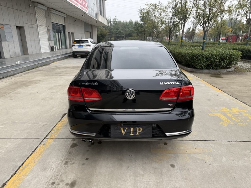 济宁17年大众迈腾9