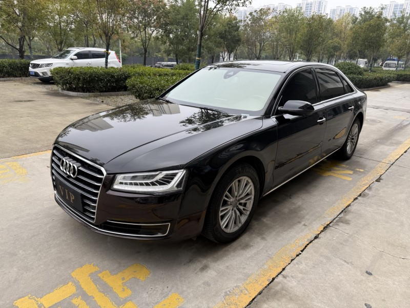 济宁15年奥迪A8L4