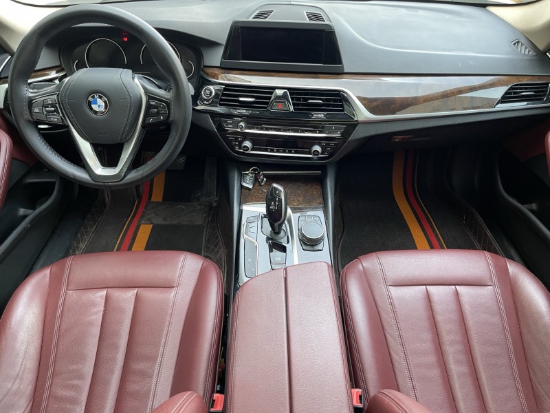 济宁18年宝马5系6