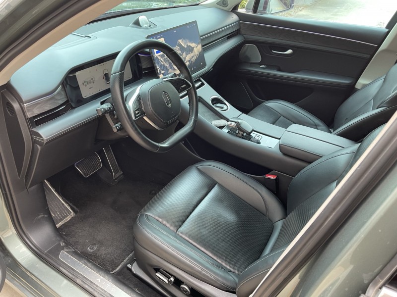 济宁22年华为智选问界4