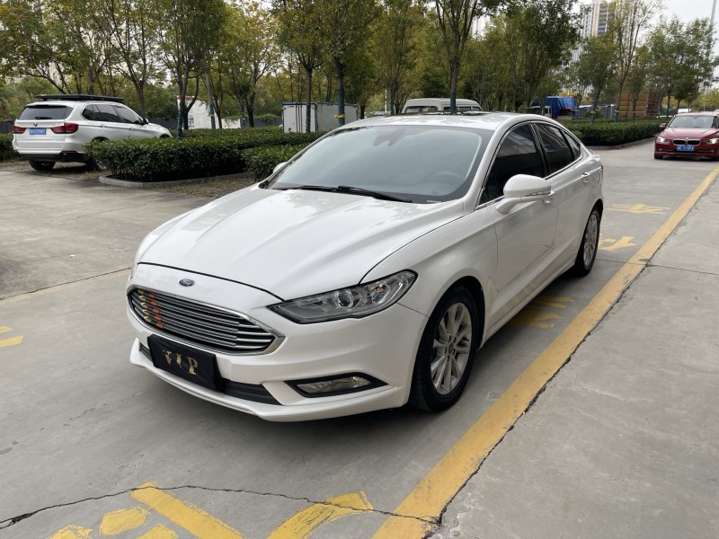 济宁17年福特蒙迪欧3