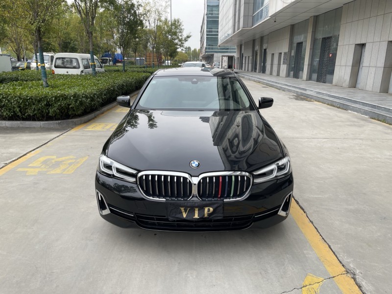 济宁22年宝马5系1
