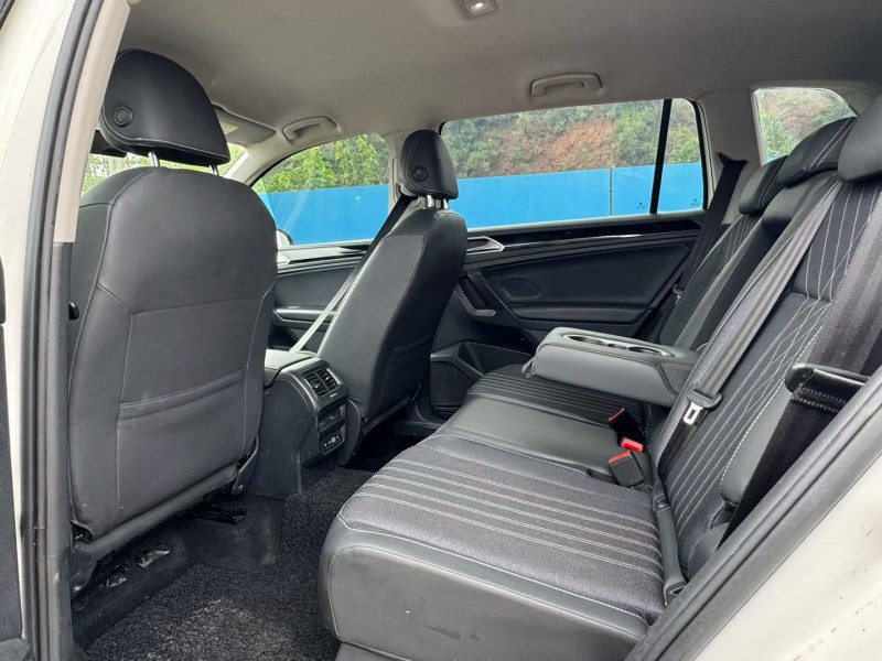 青岛22年大众途观5