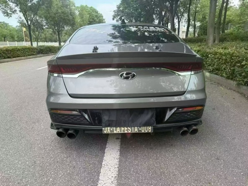 娄底20年现代菲斯塔9